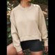 thumbnail image 4 of Sudadera Corta para Mujer, Cuello Redondo, Larga, Talla Grande, Otoño-Invierno 2025, Estilo Jersey Holgado. Albaricoque XL, 4 of 10