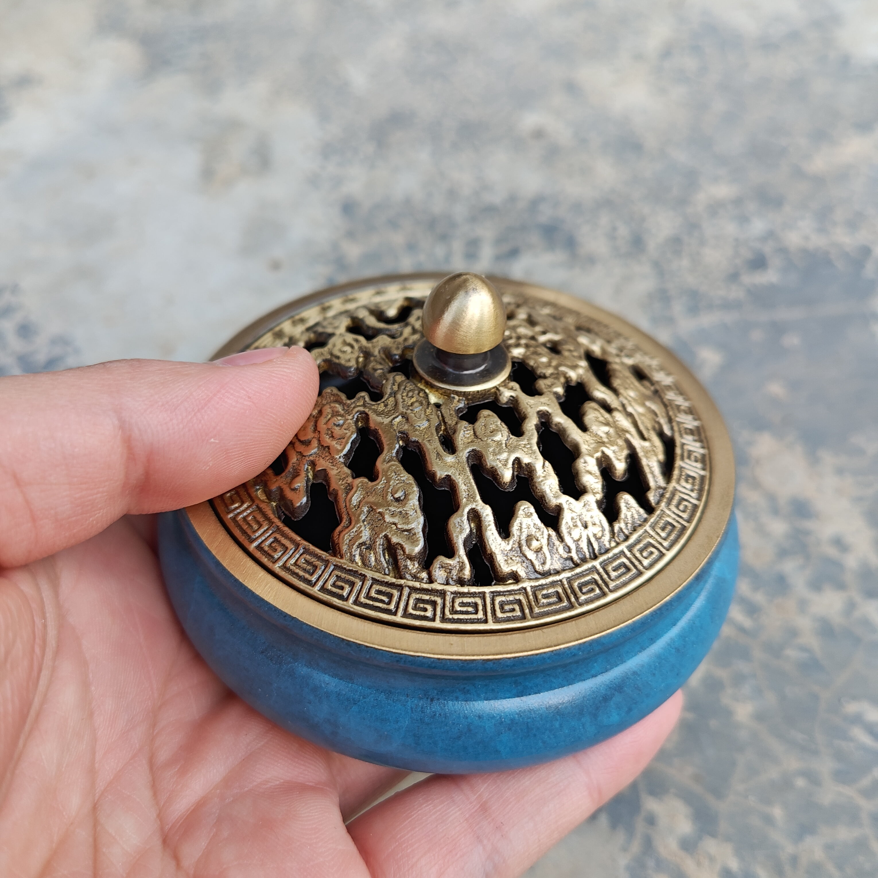 Vintage Bronze Buddha Censer Incense Burner Unique Ritual  Incense holder, Tibet culture Brass Ash catcher censer Incensory Decorative kk057
