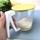 thumbnail image 4 of de taza de mano polvo herramienta para hornear utensilios Macarena Cuenco tamizador de harina de mano, 4 of 7