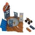 thumbnail image 1 of Hot Wheels– Monster Trucks – Coffret Compétition de Dérapages, 1 of 4