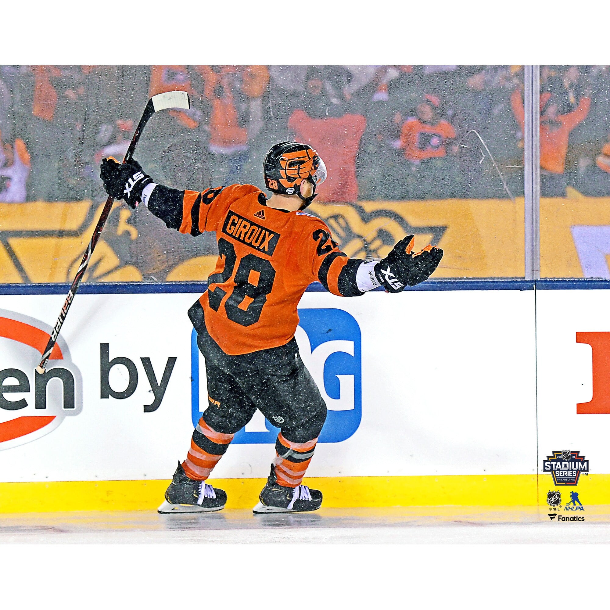 Claude Giroux Philadelphia Flyers Autographed 2019 Stadium Series