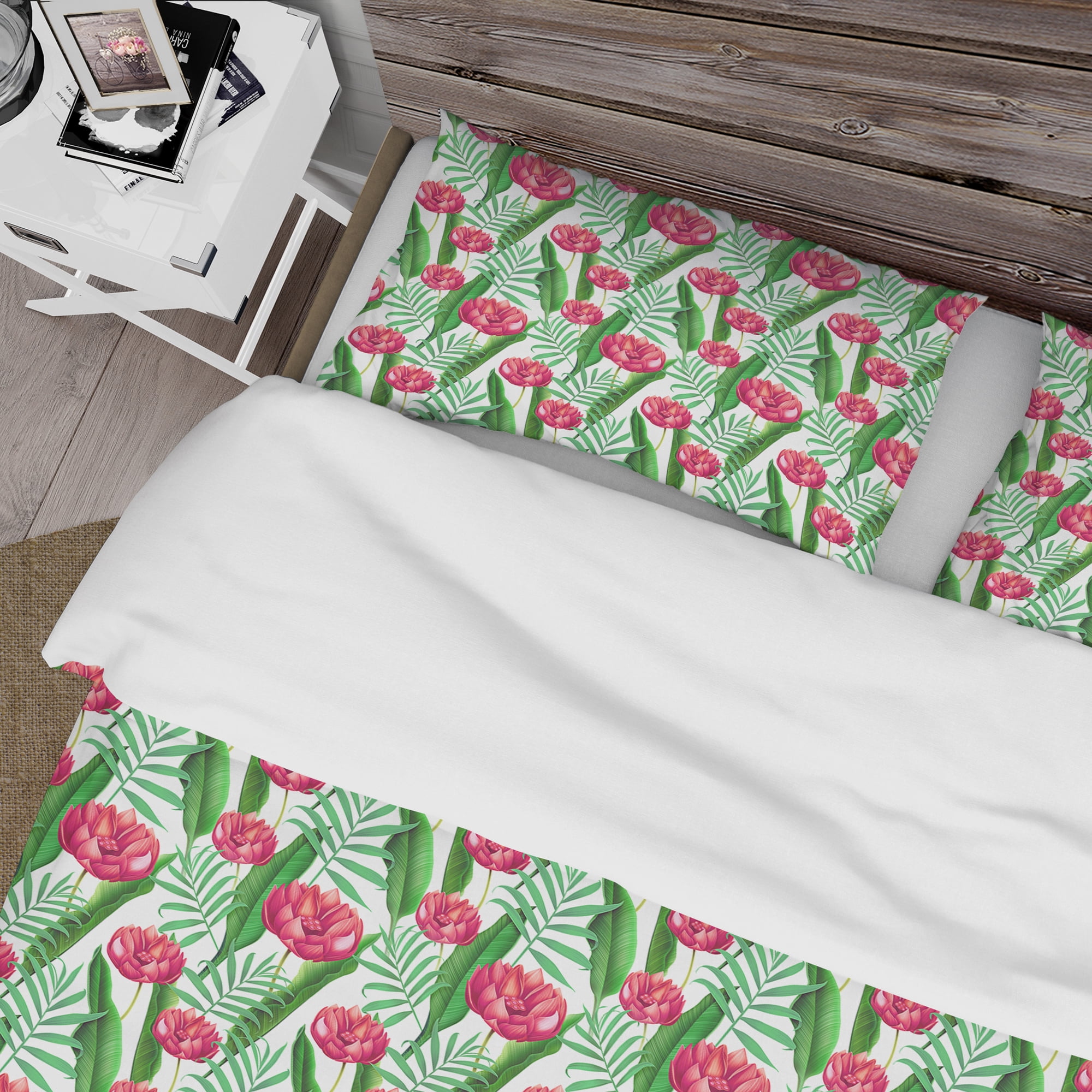 Designart 'Red Tropical Flowers' Floral Duvet Cover Set