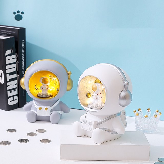 Gwong Electrónica Luz nocturna Creative Dibujos animados Astronauta Lámpara de noche Lámpara de la Decoración de la Banca Piggy Para Estudiante
