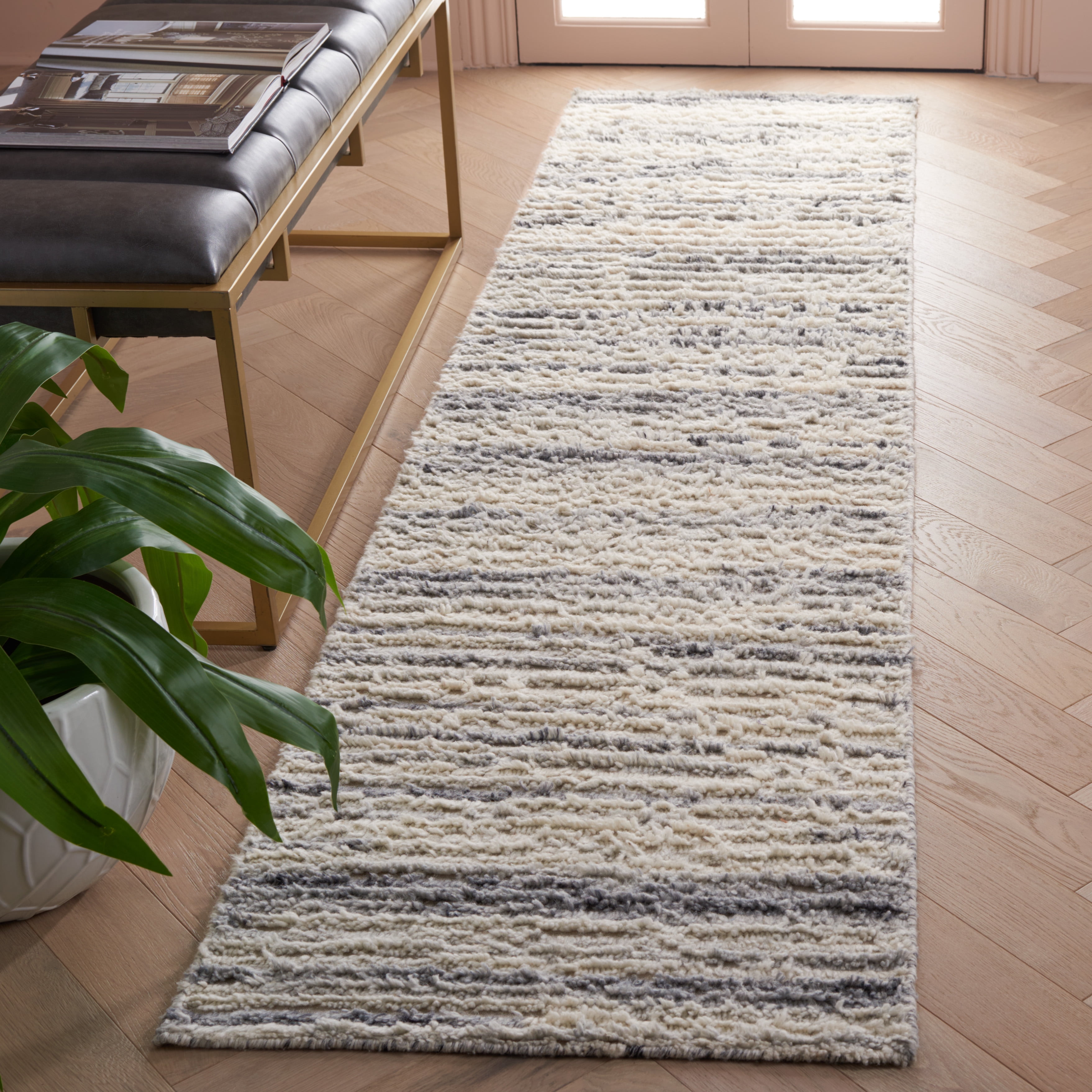 SAFAVIEH Casablanca Blake Distressed Runner Rug, Grey/Ivory, 2'3" x 9'