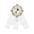 thumbnail image 1 of Broche de lazo para mujer INSPIRE CHIC con cuello de encaje y corbata preppy blanco talla única, 1 of 1