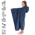 thumbnail image 4 of Toalla Hiturbo Kids de felpa con capucha, color azul marino, 127 x 76 cm, 4 of 7