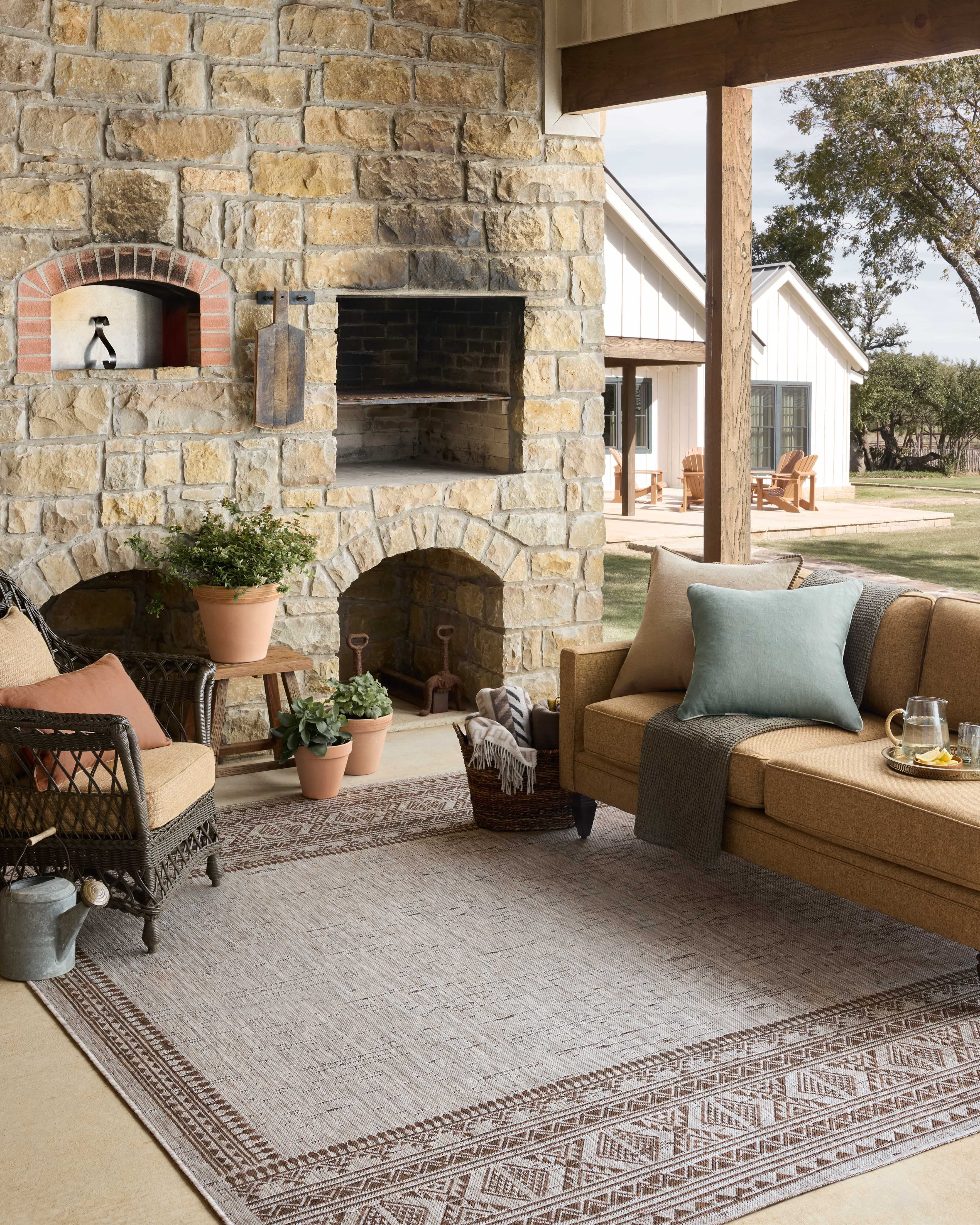 Indoor Outdoor Rug 2x4, Reversible, Loloi Easton Coffee / Dove (2'3" x 3'9")