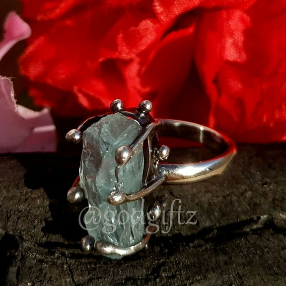 Inisha Creation Raw Aquamarine Ring, Sterling Silver Jewelry, Natural Aquamarine Ring, Antique Ring, Rough Stone Ring, Statement Ring, Rough Jewelry