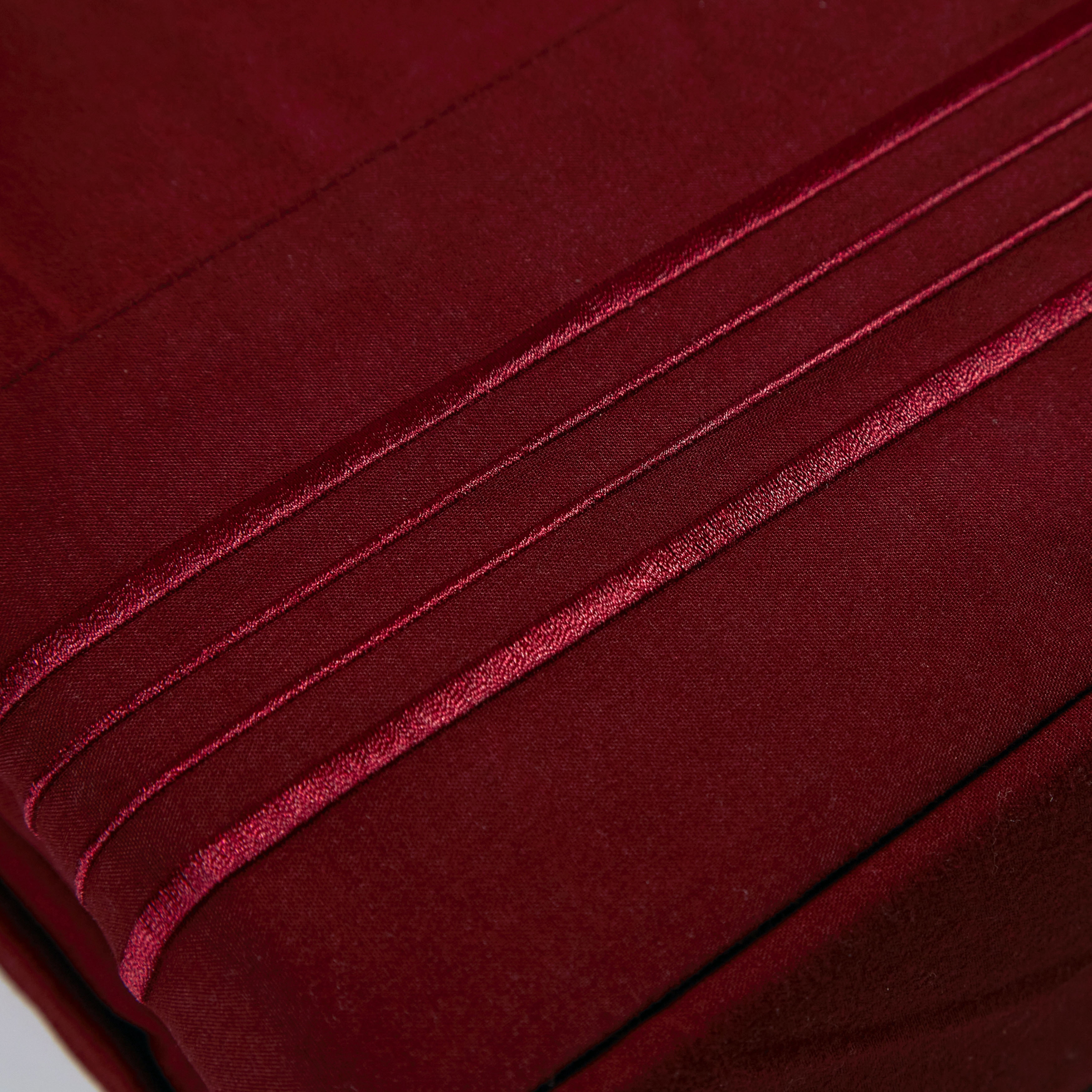 Linum Home Textiles 1800 TC Brushed Microfiber Sheet Set with 4 Line Embroidery