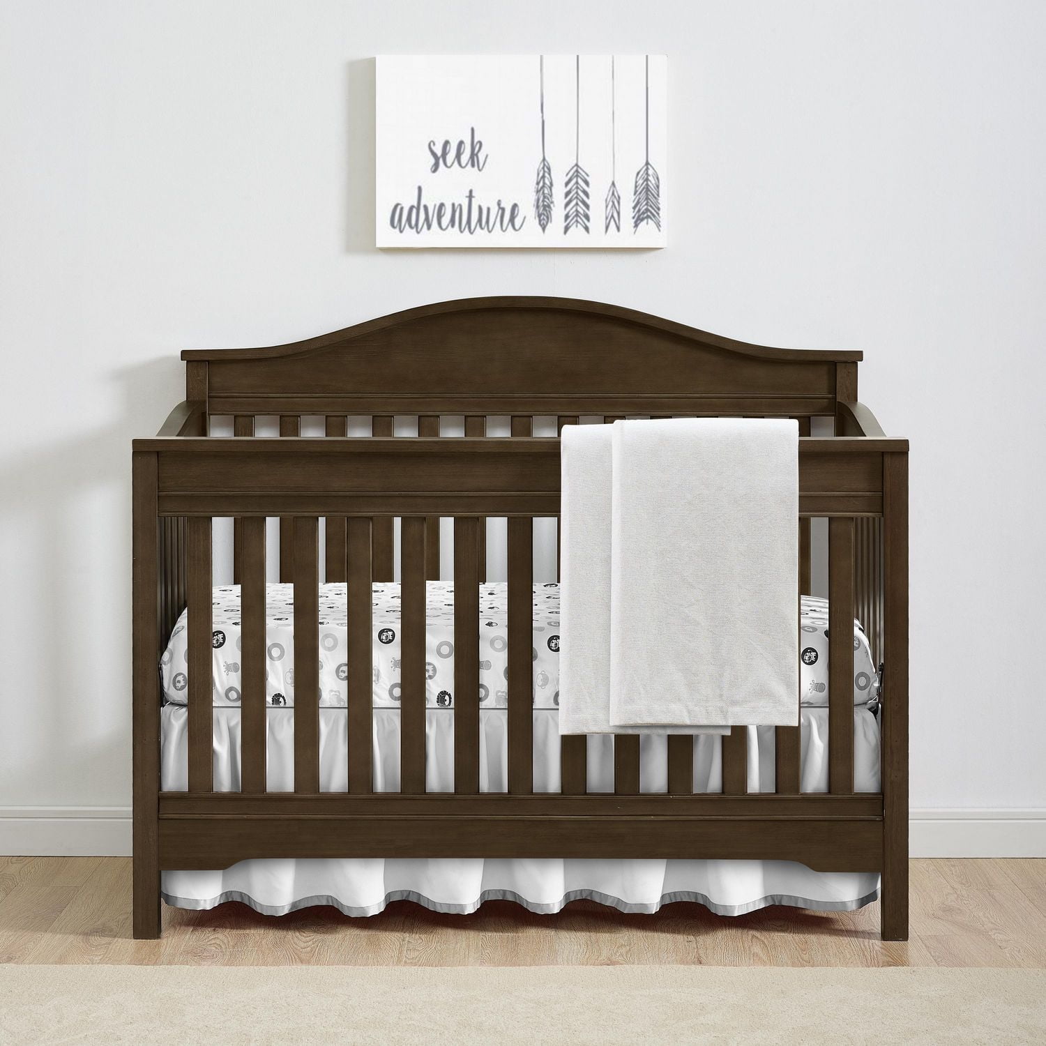 Little Seeds Laney 3-in-1 Convertible Crib