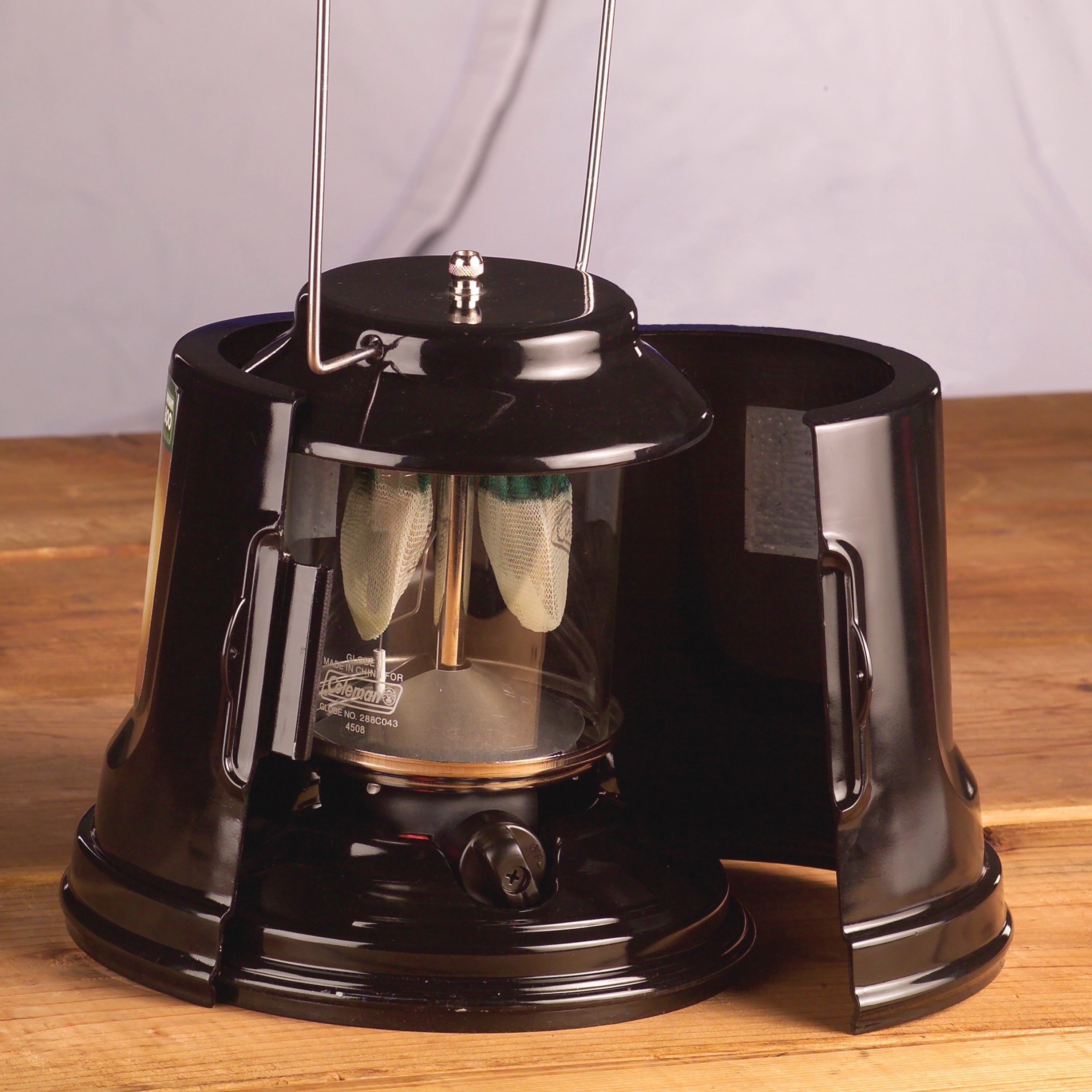 Coleman 2 mantle Quickpack Propane Fuel Lantern With Case 810 Lumens 