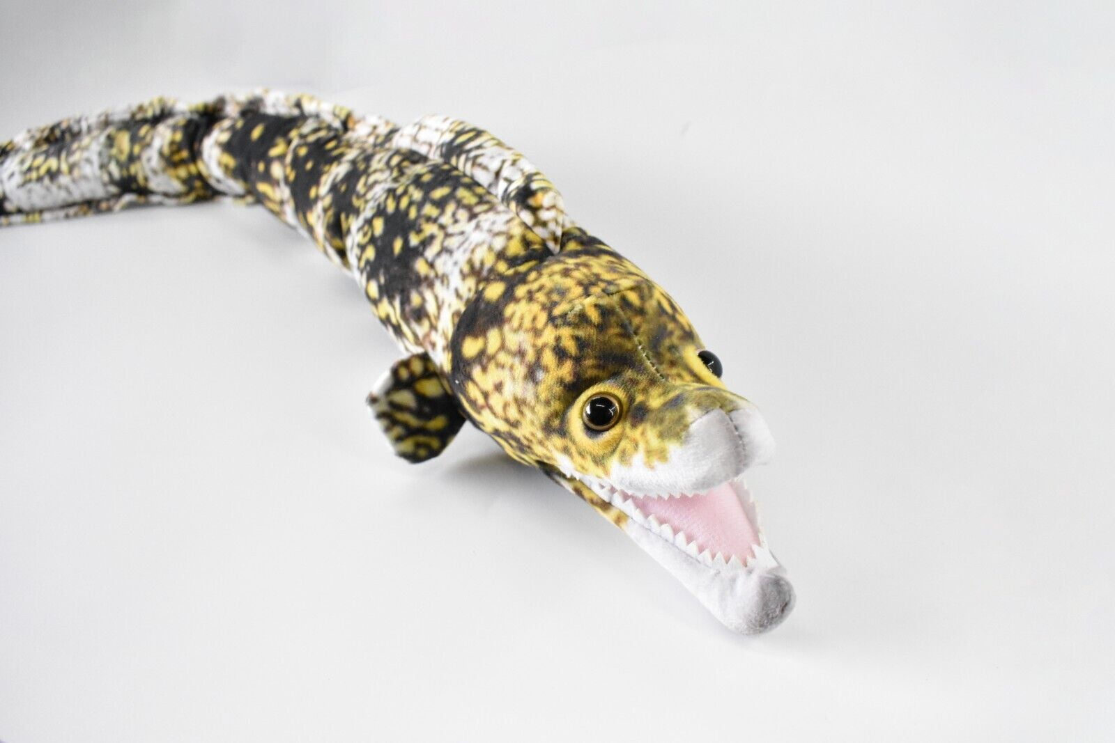 Alligator gar stuffed animal outlet