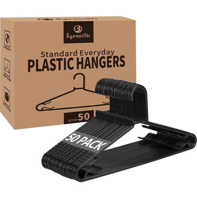 Byomostor Perchas de plástico negro, paquete de 50, perchas livianas y duraderas en forma de G, perchas antideslizantes de tamaño estándar, perchas para ropa para adultos para lavandería y uso diario,