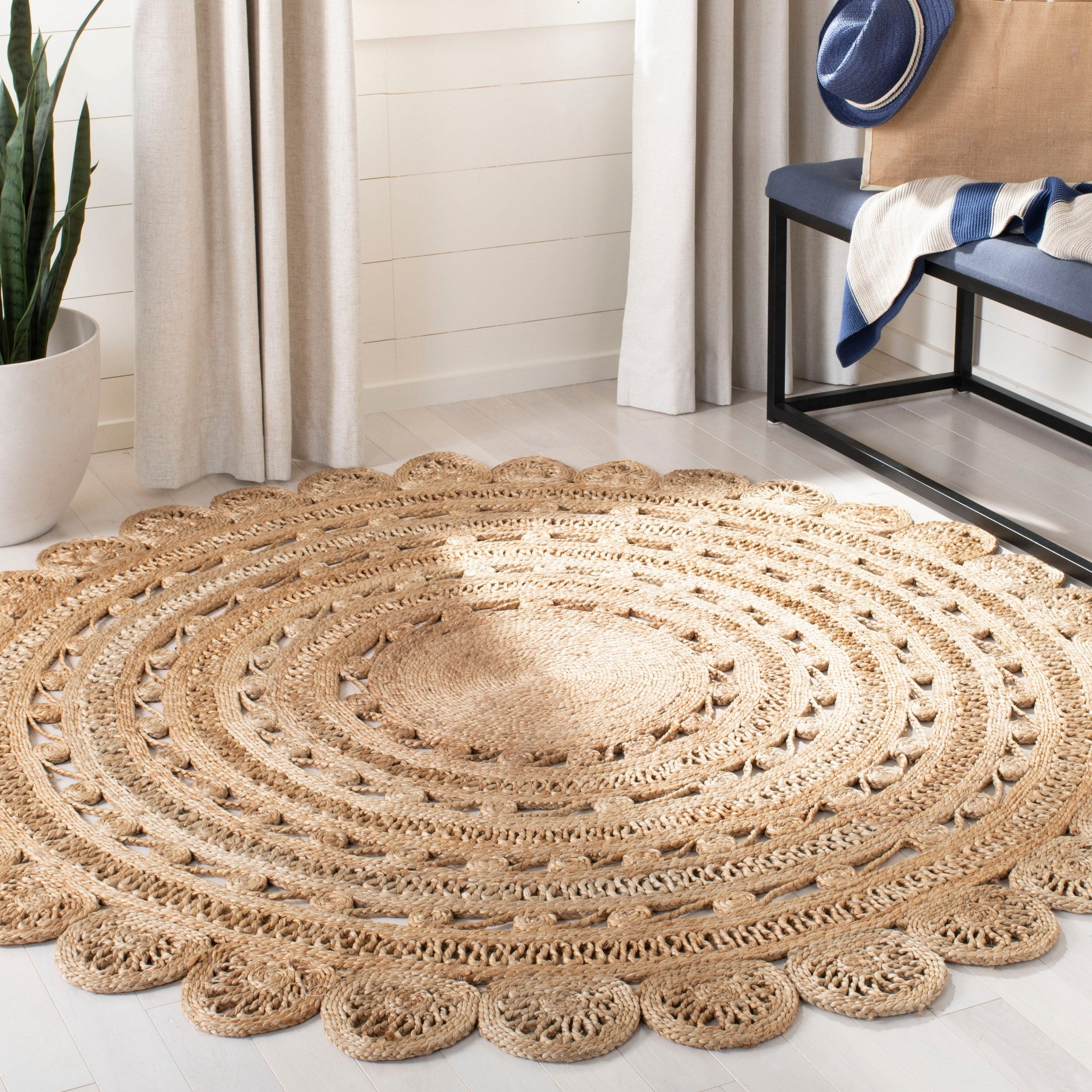 SAFAVIEH Natural Fiber Jannah Solid Braided Jute Area Rug, Natural, 7' x 7' Round