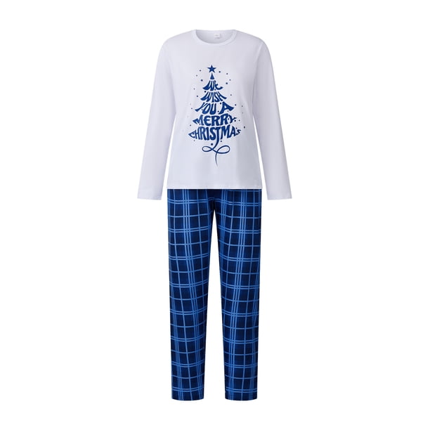 Conjunto de pijamas navideños familiares a juego con estampado de árbol de letras. Pijamas de vacaciones a cuadros para papá, mamá y niños.