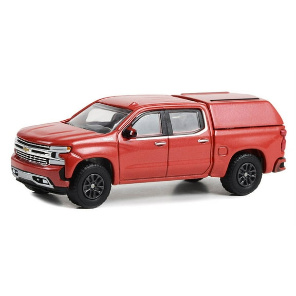 Greenlight Collectibles Showroom Floor Series 2 - 2022 Chevrolet Silverado LTD High Country