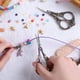 thumbnail image 4 of Tijeras: tijeras de calidad profesional para coser, manualidades, obras de arte, crochet, recortes, bordados, hilos, herramientas de bricolaje para manualidades., 4 of 5