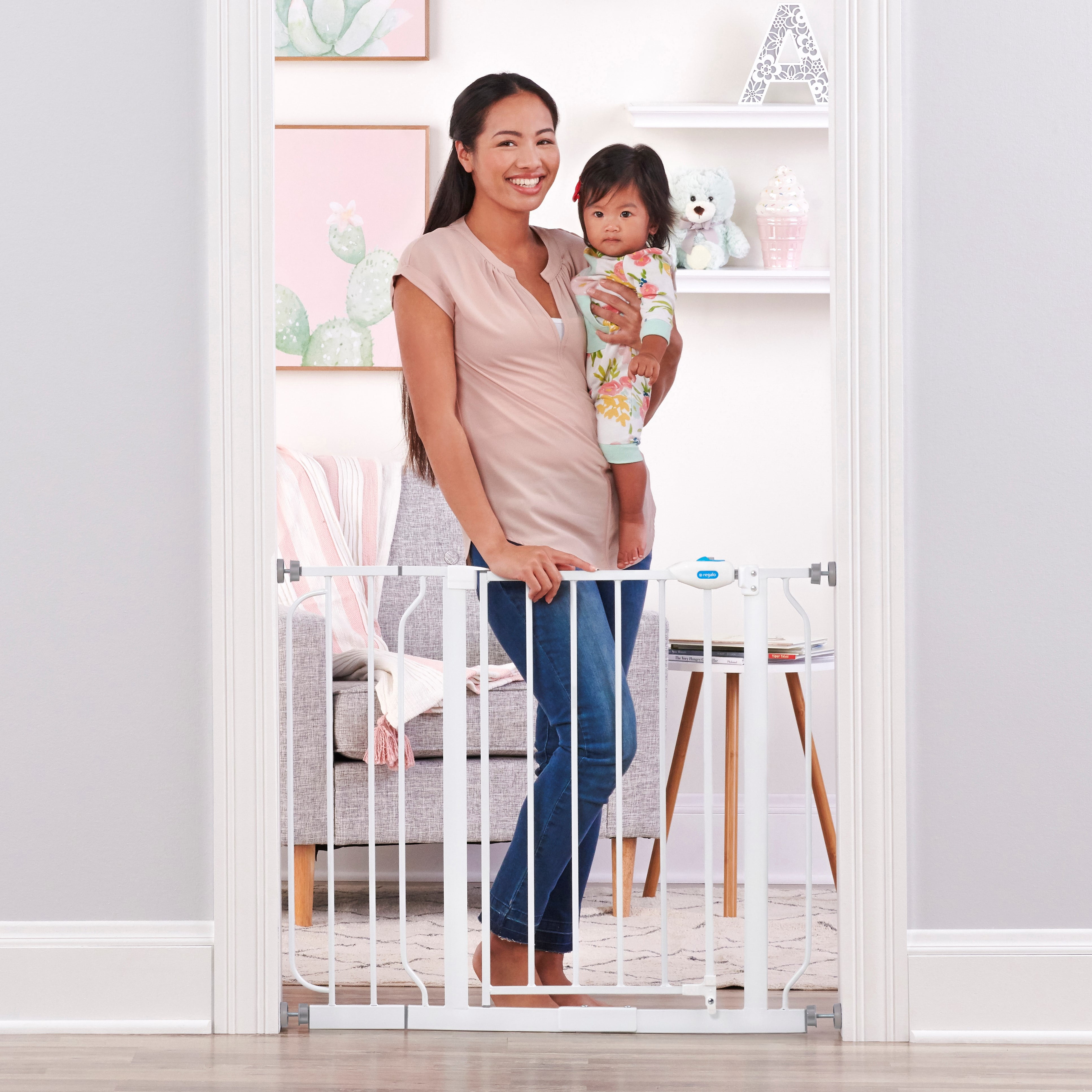 Regalo Extra Wide Walk-Through Baby Gate with Door, 29.5-38.5 in, White, Ages 6-24 Months