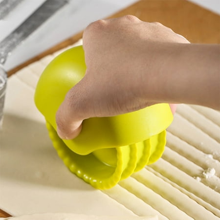 

Baking Utensils And Supplies Kitchen Cutter Round Dough Pizza Curling Wheel Received The Cutter