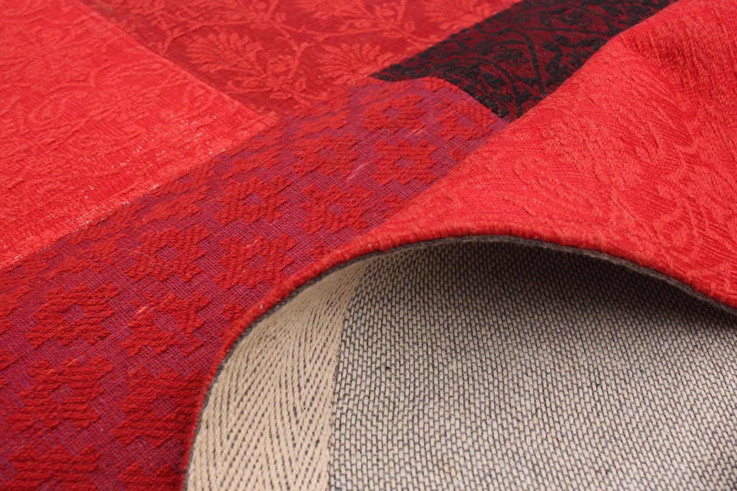 ECARPETGALLERY 4'8" x 6'6" Transitional Collage Handmade Area Rug for Living Room, Dining Room and Bedroom in Red