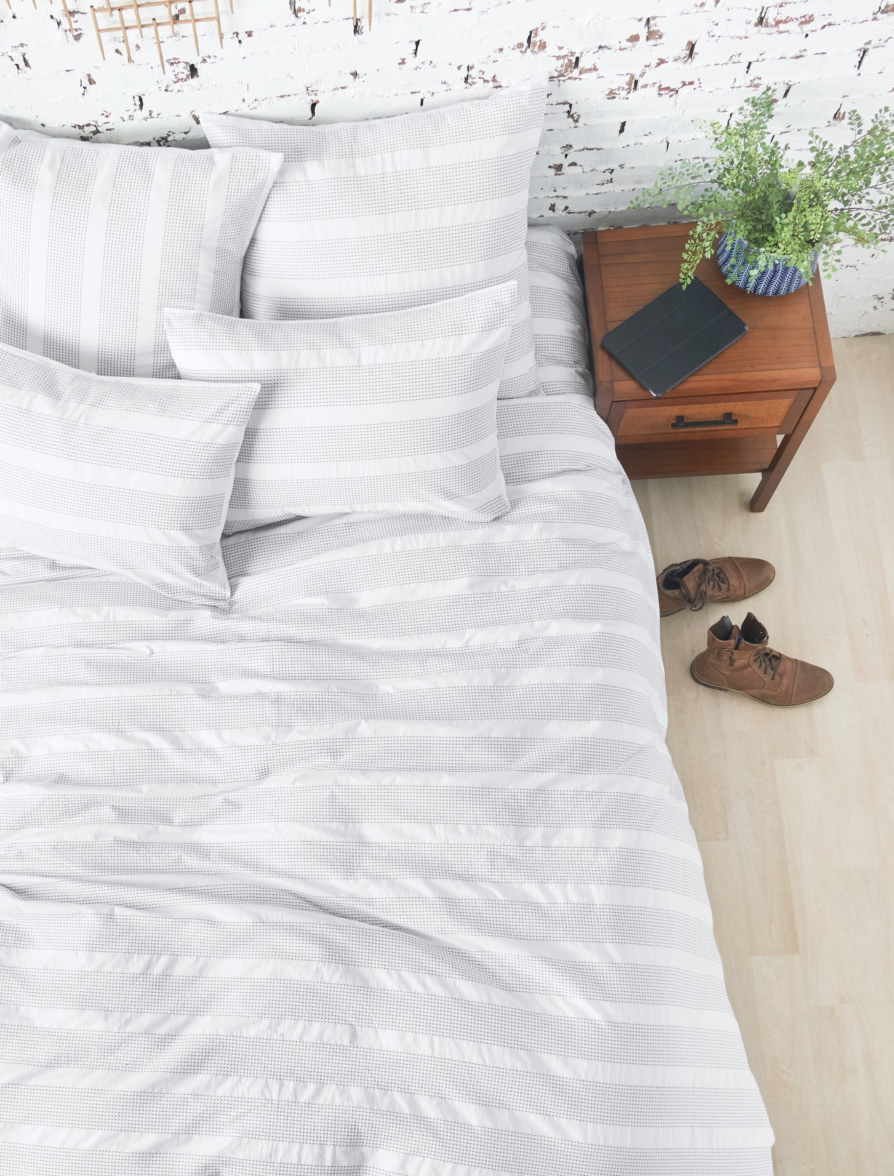 Mason Queen Duvet Cover