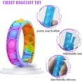 thumbnail image 3 of Pulsera Fidget Toys HUOGUO Stress Relief, paquete de 6 unidades, arcoíris, 3 of 5