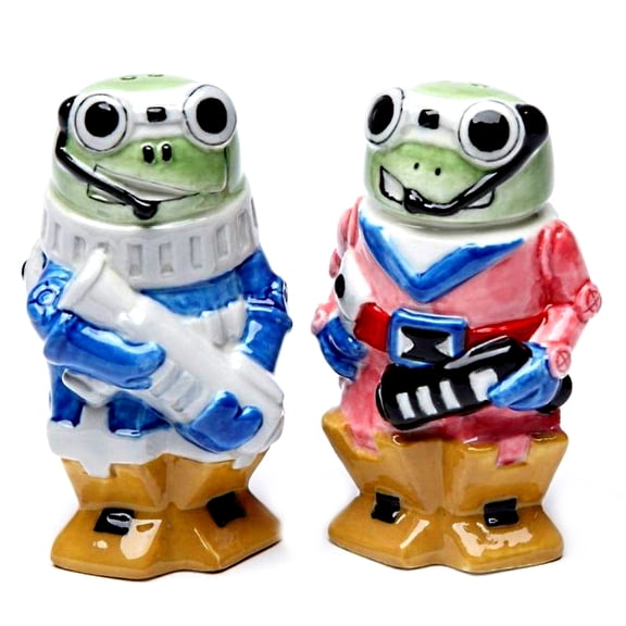 Robot Frog Salt & Pepper Shaker