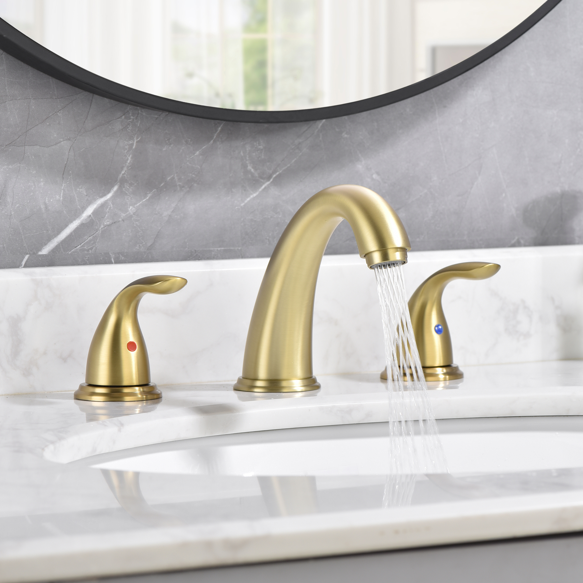 sumerain 8 Inch Bathroom Faucet 3 Hole Lavatory Faucet, Widespread Bathroom Sink Faucet Two Handles，Brushed Gold