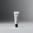 thumbnail image 4 of philosophy Base Correctrice de Lignes Anti-Rides miracle worker - avec Vitamine C et Huile de Coco - Comble les Ridules et Lisse la Peau pour une application Maquillage Uniforme - 0,9 fl oz., 4 of 5
