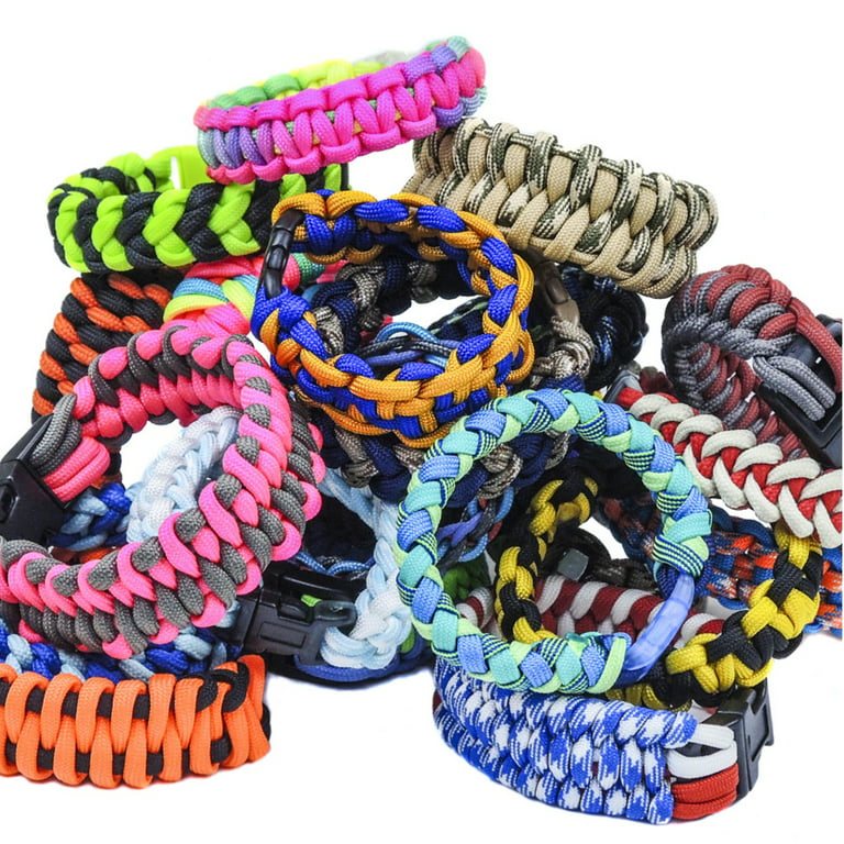 Craft County Adjustable Jig Bracelet Maker Pack Kit 550 Paracord and  Buckles Included Wristband Maker Parachute Cord Weaving Braiding DIY  Crafting Tool Wooden Base 