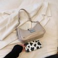 thumbnail image 3 of Bolso vagabundo para mujer, bolso de axila con cadena, bolso de mano informal de cuero PU sólido para mujer (caqui), 3 of 7