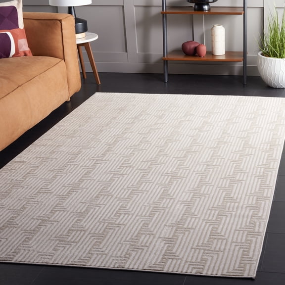 Safavieh Saylor Stephanie Geometric Area Rug, Beige/Ivory, 5'5" x 7'7"