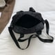 thumbnail image 2 of Bolso bandolera de moda de mano acolchados de gran capacidad para mujer (negro), 2 of 8