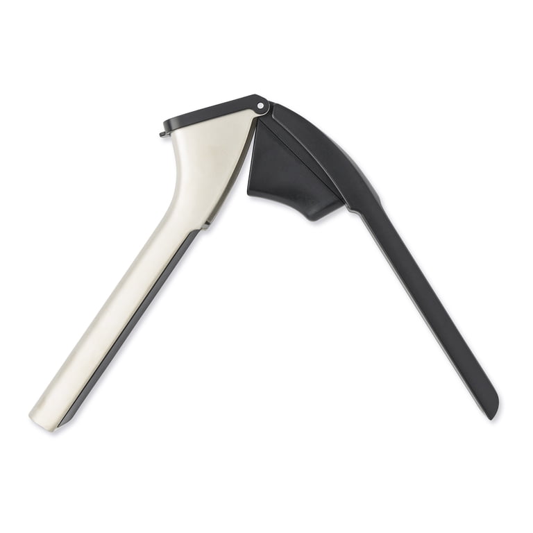 Thyme & Table Supreme Garlic Press photo 7