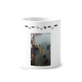 thumbnail image 1 of Alimentar a Swan Taza de cepillo de dientes, 1 of 3