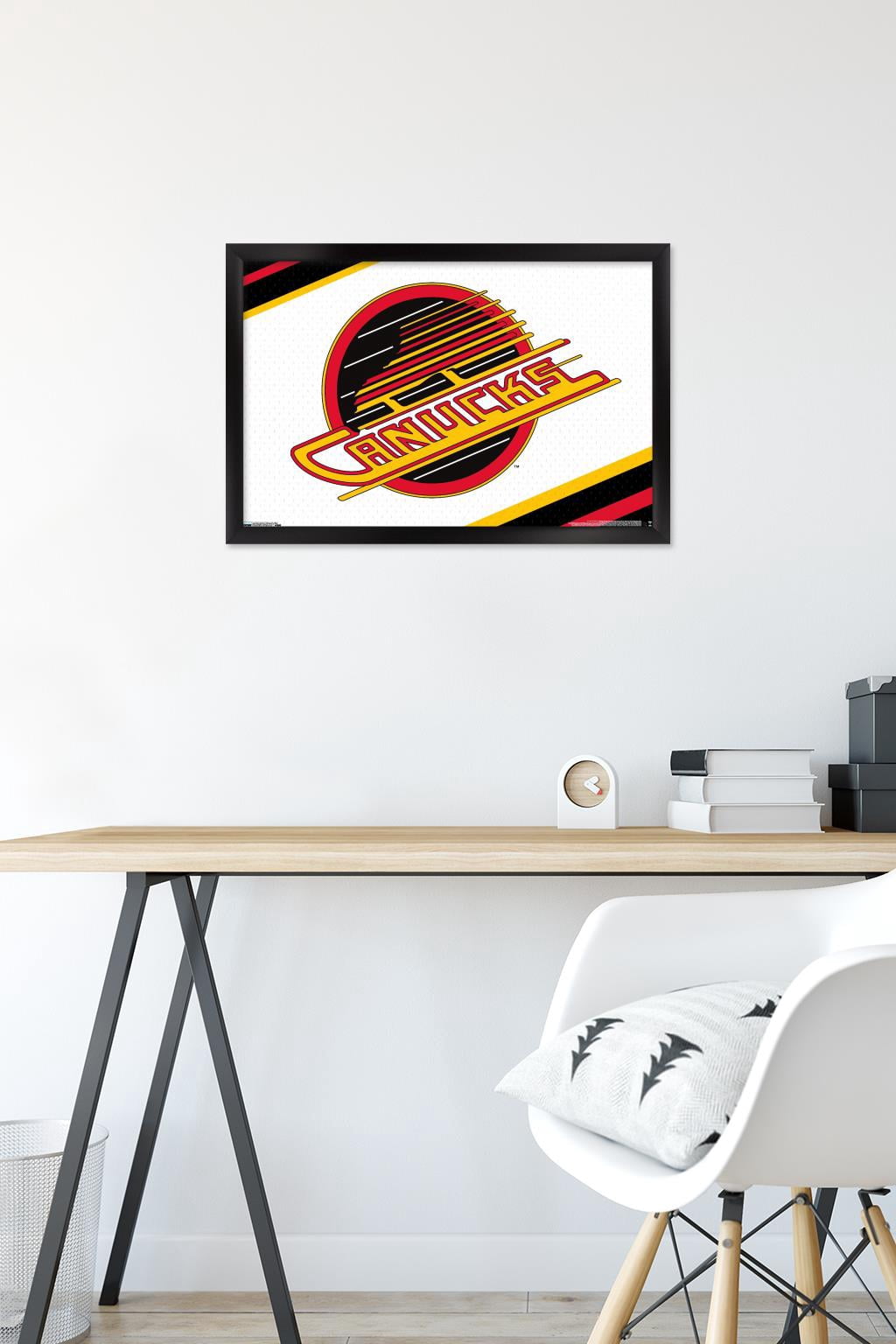 NHL Vancouver Canucks - Retro Logo 19 Wall Poster, 14.725" x 22.375" Framed