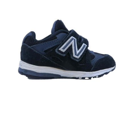 

Pre-owned New Balance Boys Black | White Sneakers size: 5.5 Toddler