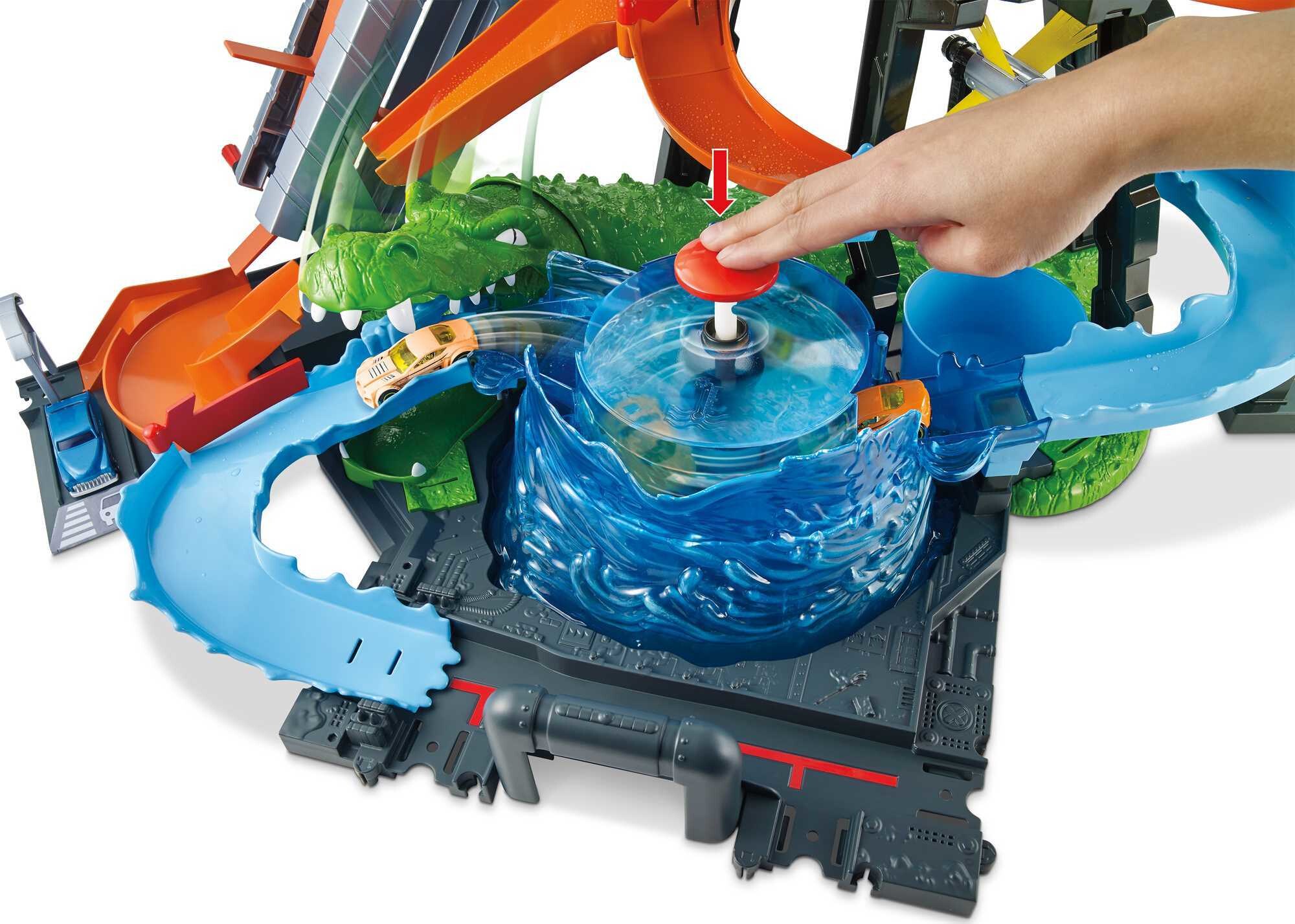 Hot Wheels Ultimate Gator Car Wash Playset with Color Shifters Toy Car in 1:64 Scale - image 4 of 7