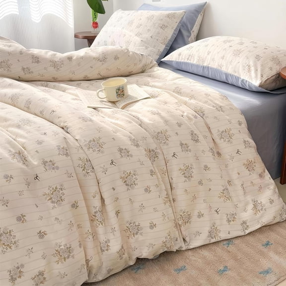 Vintage Tiny Floral Comforter Set, Cream Botanical Flower Reversible Bedding Comforter, Light Blue Solid Reverse Side, Soft Farmhouse Bed Set with Pillowcases Twin Size