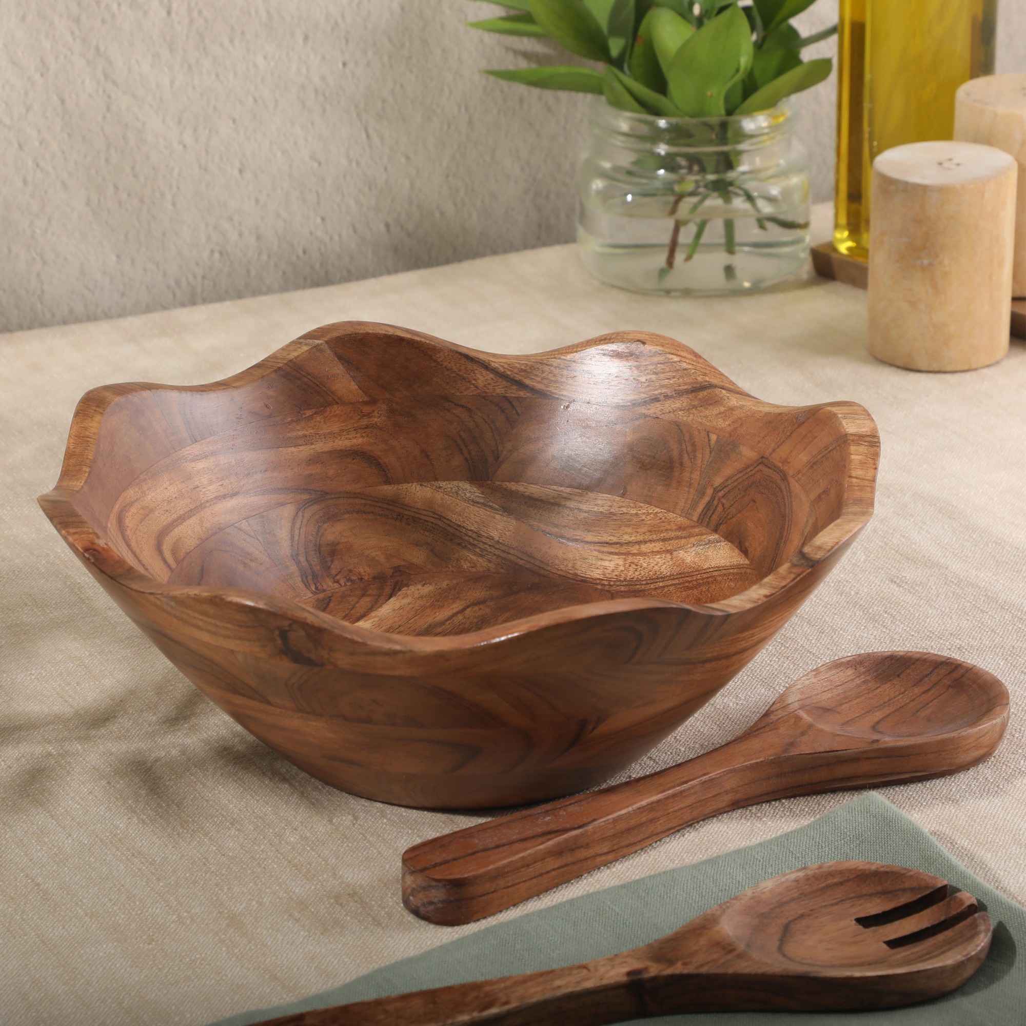 Gibson Home Sandhurst 3-Piece Acacia Wood Salad Bowl Set – 12-Inch Scalloped Serving Bowl with Wooden Salad Servers