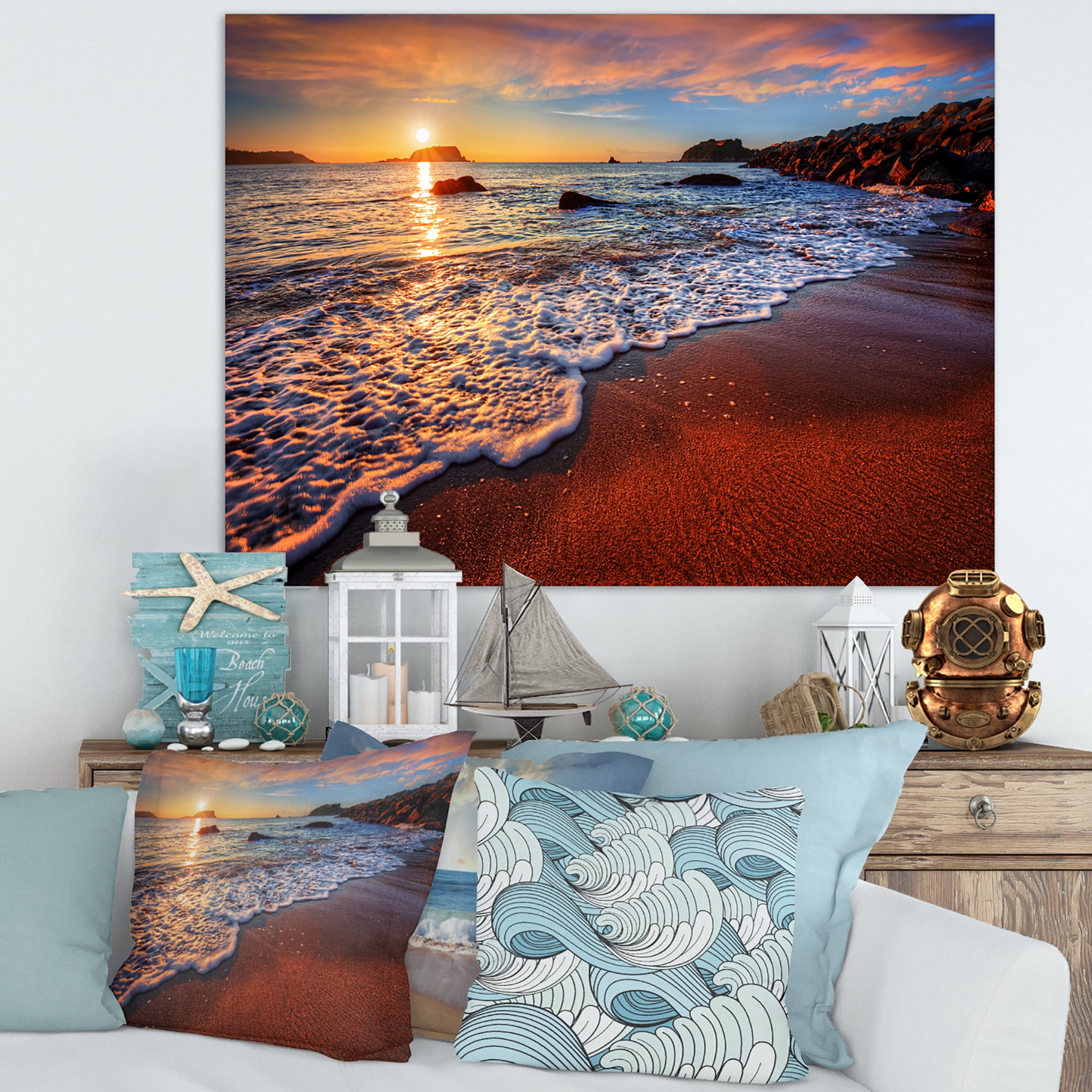 Designart 'Stunning Ocean Beach at Sunset ' Seashore Canvas Art Print