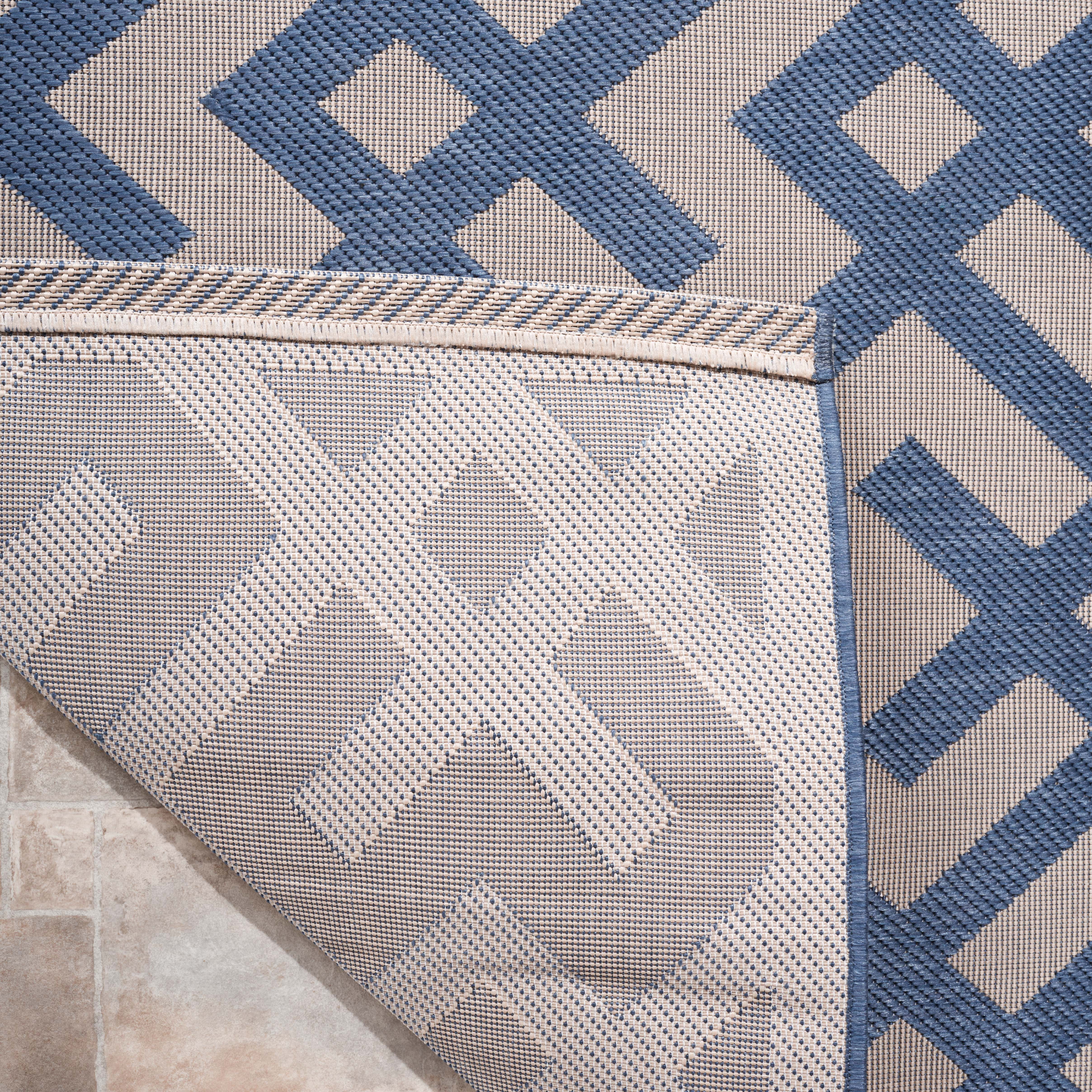 Safavieh Courtyard Alvin Geometric Indoor/Outdoor Area Rug, Beige/Blue, 5'3" x 7'7"