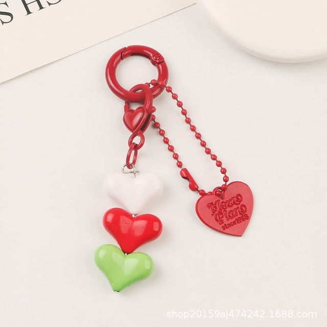 Llaveros estéticos con dijes, llavero con forma de corazón y mariposa para mujeres y niñas, dije para bolso con cuentas, colgante con dijes para bolso