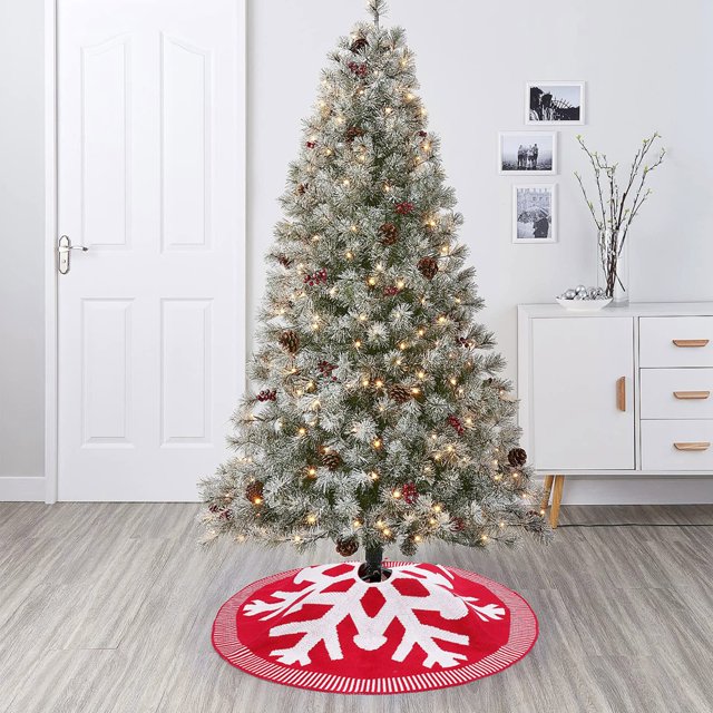 24 Inch Tree Skirt 