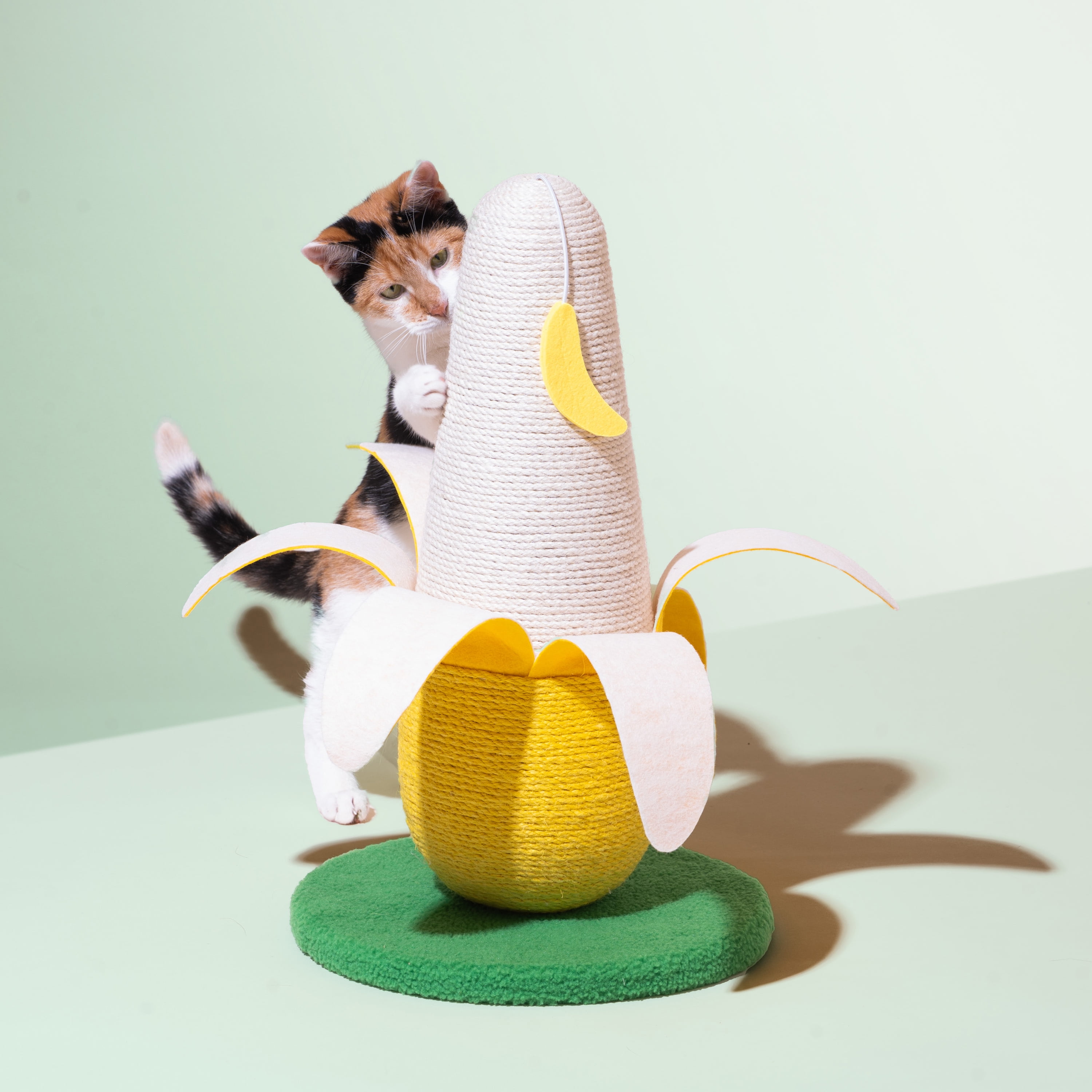 Oodles Yellow Banana Durable Jute Cat Scratching Pad, O/S