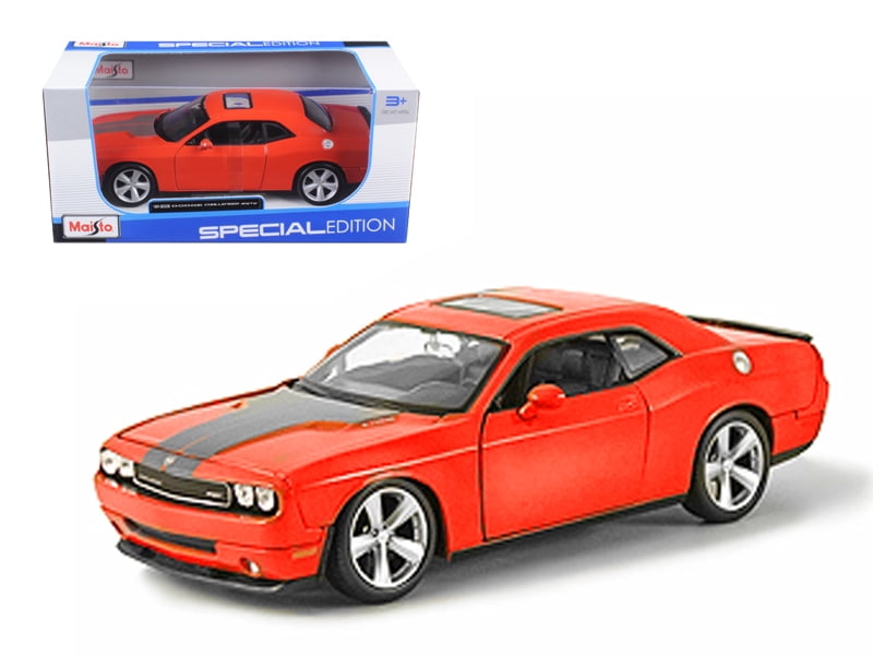 Maisto 1:24 DODGE Challenger SRT8 Diecast Metal Model Car Toy Blue 