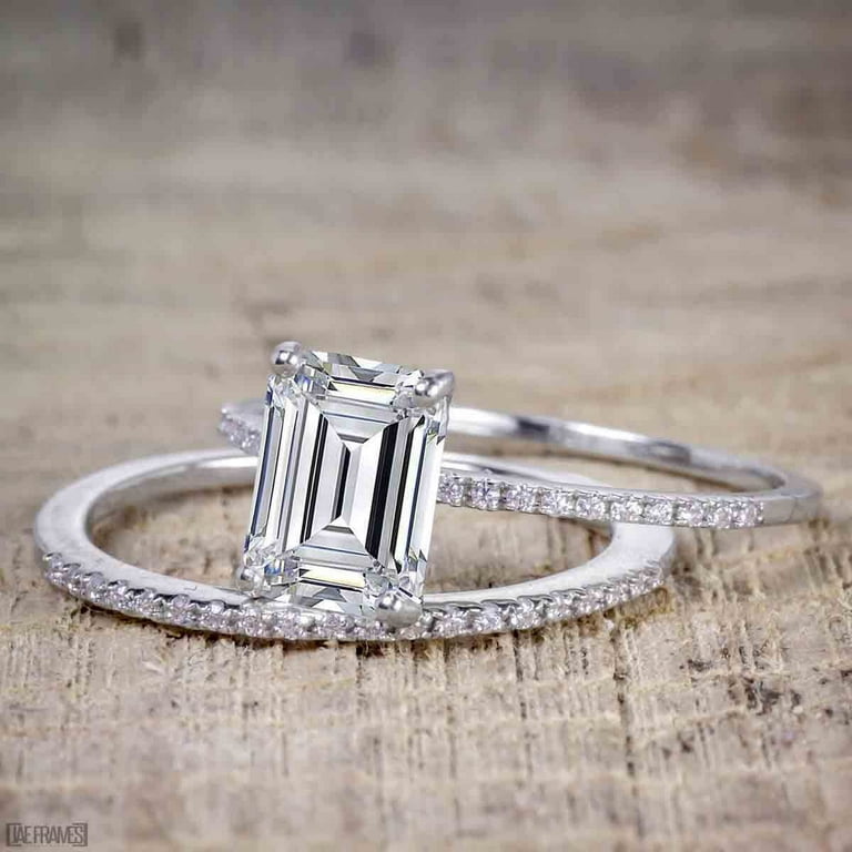 1.25 Carat Emerald cut Moissanite Diamond Bridal Ring Set in