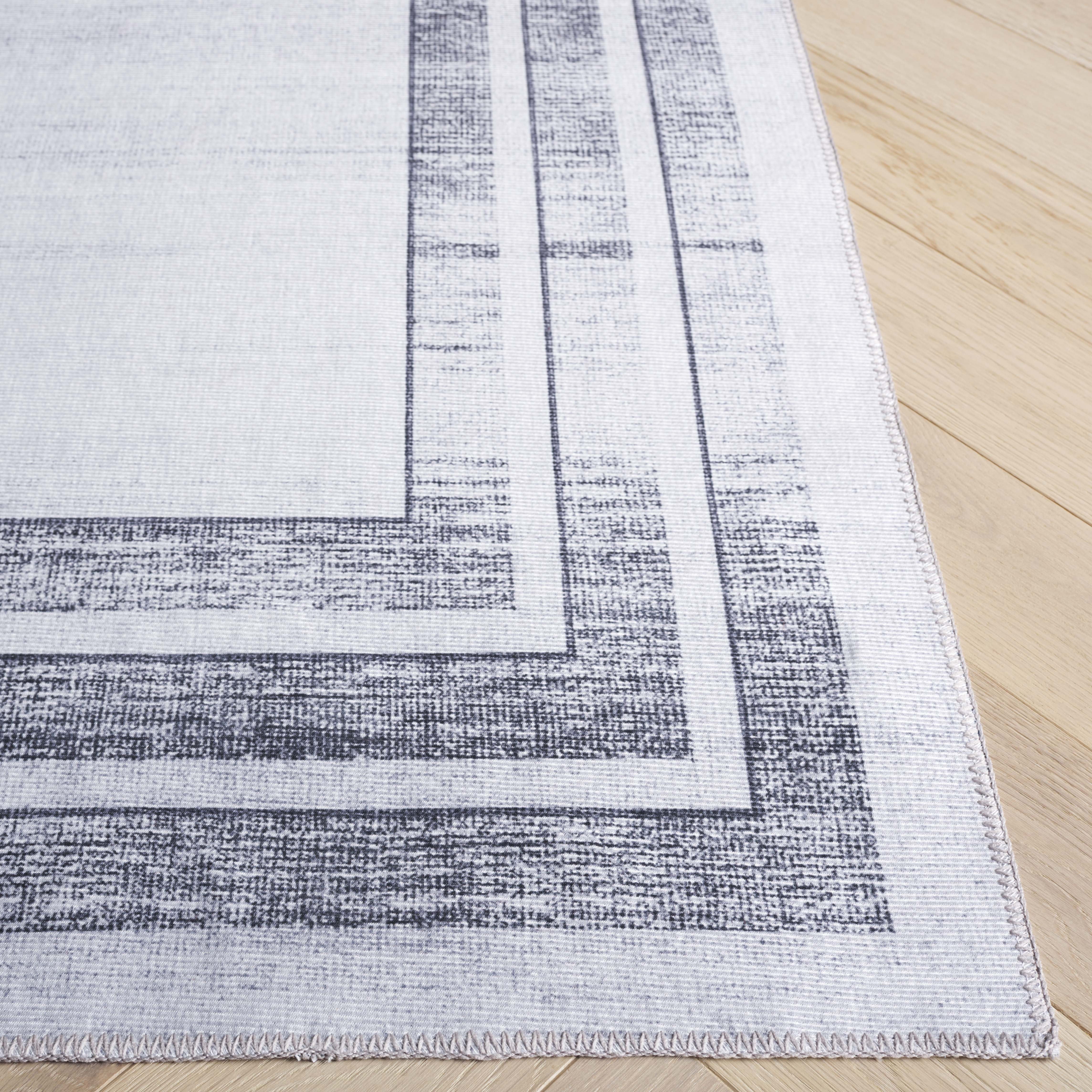 SAFAVIEH Malibu Chauncey Bordered Polyester Area Rug, Light Gray/Gray, 5' x 8'
