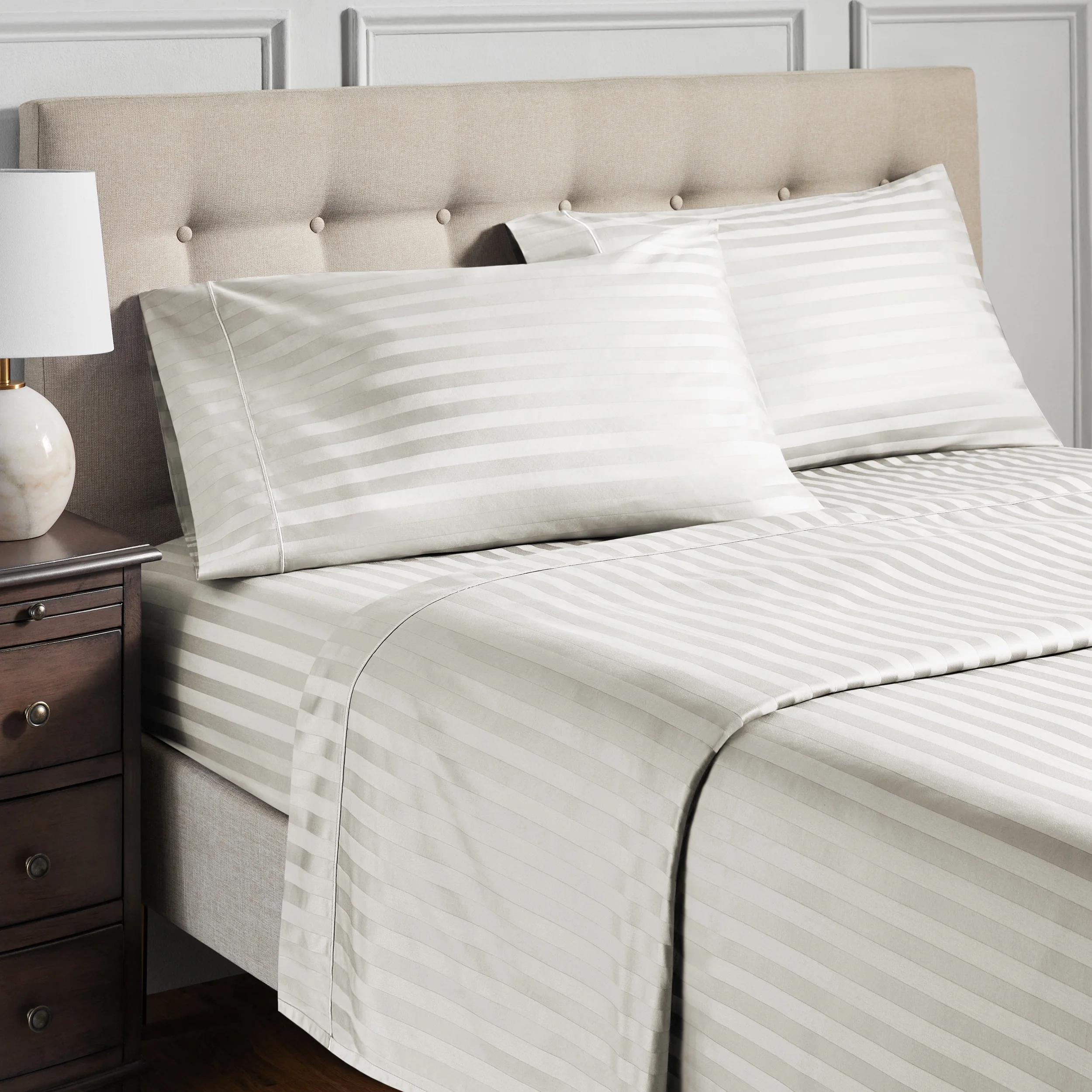 Hotel Style 4-Piece 600 Thread Count White Stripe Egyptian Cotton Adult Bed Sheet Set, Queen-Deep Pocket, Queen Sheet Set