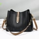 thumbnail image 5 of Bolso bandolera de gran capacidad de cuero artificial para mujer a juego de colores a la moda, 5 of 5